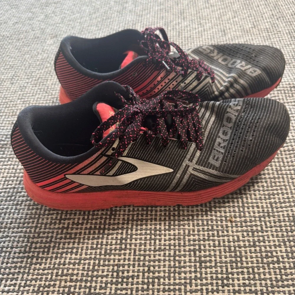 Brooks Hyperion Womens Running Shoes Black Pink Silver Size 9.5